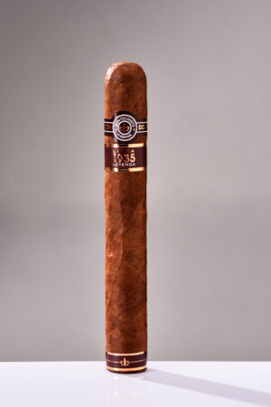 Montecristo Línea 1935 Leyenda 蒙特克里斯托1935系列·传说